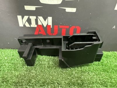 Кронштейн Kia Rio 4 2017 FB