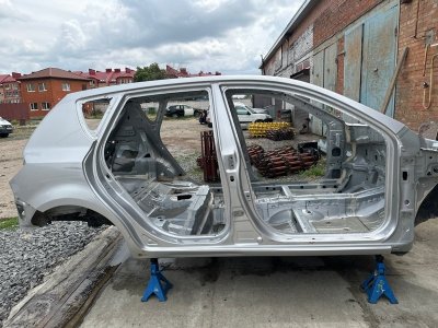 Порог со стойкой Kia Ceed 1 2010 ED