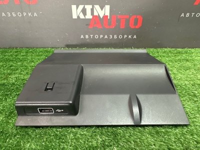 Разъем USB розетка Skoda Octavia 2018 A7