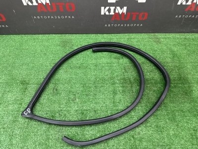 Уплотнитель проема двери Kia Ceed 1 2010 ED