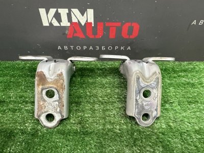 Петли двери Kia Ceed 1 2010 ED