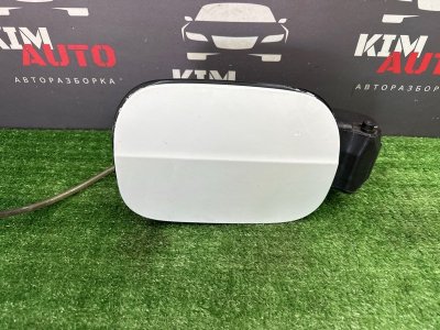 Лючок бензобака с крышкой Skoda Octavia 2018 A7