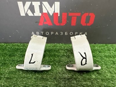 Петли крышки багажника Skoda Octavia 2018 A7