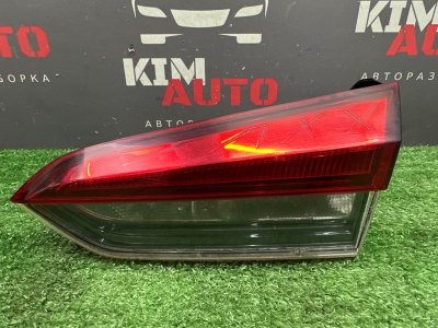 Фонарь в крышку багажника Skoda Rapid 2 2021 NK6