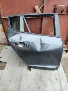 Дверь Renault Megane 3