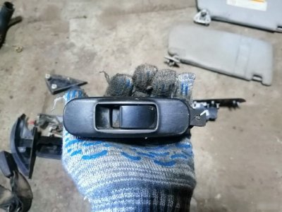 Кнопка стеклоподъемника Mitsubishi Lancer 9