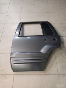 Дверь Jeep Grand Cherokee