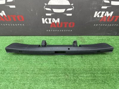 Накладка замка багажника Skoda Rapid 2 2021 NK6