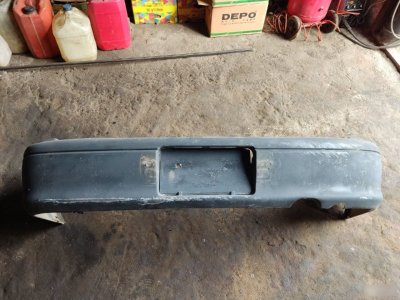 Бампер Toyota Estima Lucida