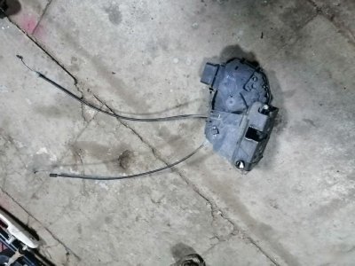 Замок двери Mazda 3