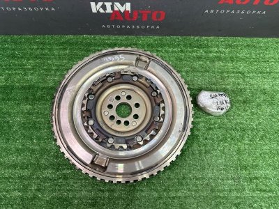 Маховик двухмассовый Kia Ceed 3 2018 CD