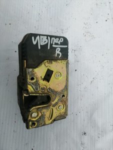 Замок двери Opel Vectra B