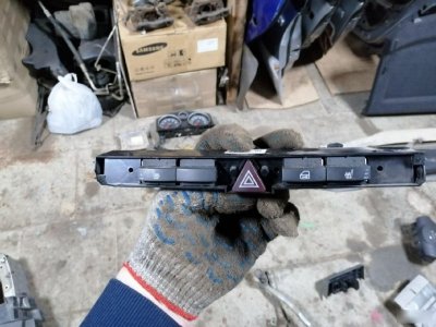 Блок кнопок Opel Astra H