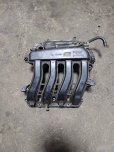 Коллектор впускной Renault Megane 2