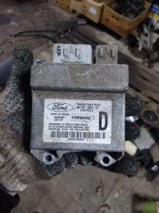 Блок управления AIR BAG Ford Escape