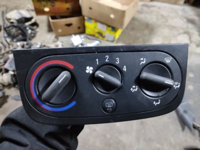 Блок управления печкой Opel Combo