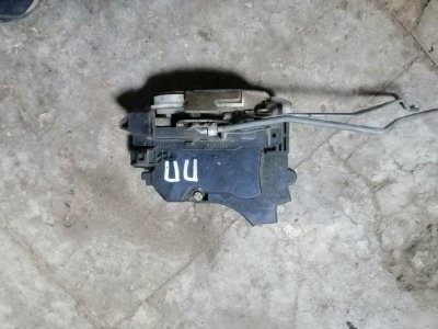 Замок двери Mitsubishi Lancer 9