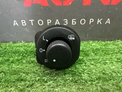 Блок управления зеркалами Skoda Rapid 2 2021 NK6