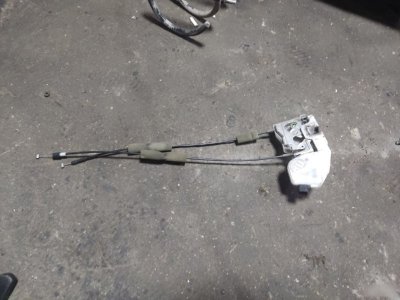Замок двери Mitsubishi Galant 9