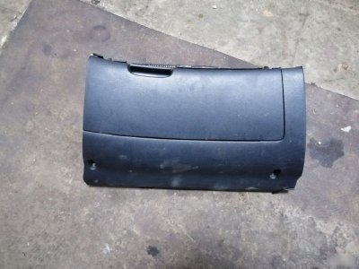 Бардачок Skoda Octavia A5