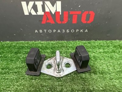 Ответная часть замка багажника Kia Ceed 3 2018 CD