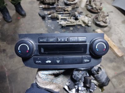 Блок управления климат-контролем Honda CR-V 3