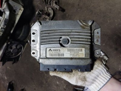 Блок управления двигателем Renault Megane 2