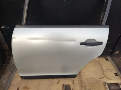 Дверь Citroen C4