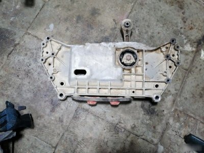 Подрамник Skoda Octavia A5