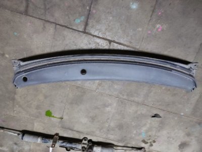 Планка под лобовое стекло Haima M3