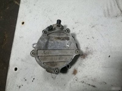 Насос вакуумный Audi A6 C6