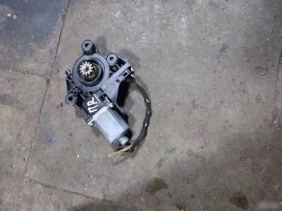 Моторчик стеклоподъемника Ford Focus 2