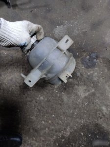 Бачок расширительный Renault Symbol