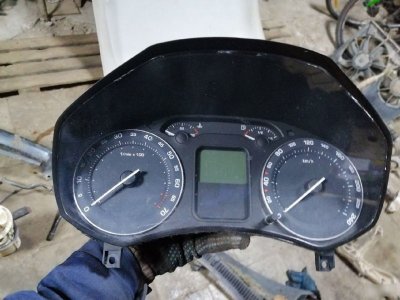 Панель приборов Skoda Octavia A5