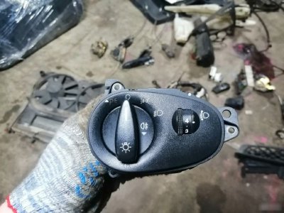 Переключатель света Ford Focus