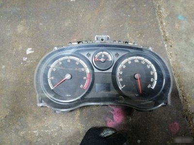 Панель приборов Opel Corsa D
