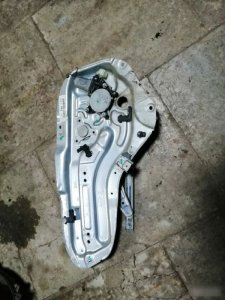 Стеклоподъемник Kia Cerato 2