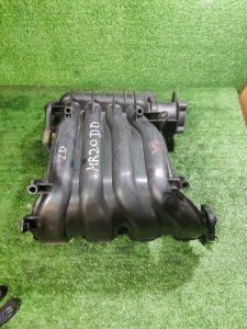 Впускной коллектор Nissan Serena