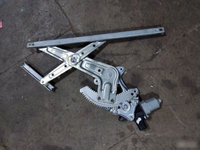 Стеклоподъемник Mitsubishi ASX