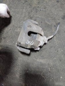 Суппорт тормозной Ford Focus 2