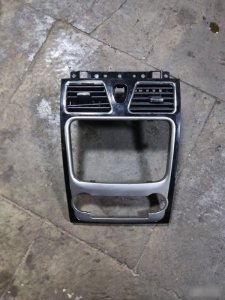 Центральная консоль Geely Emgrand EC7 2014 FE-2