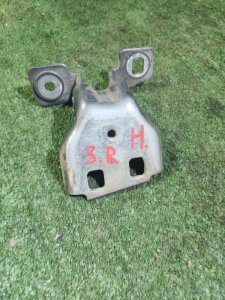 Петля двери Jeep Grand Cherokee 2002 WJ