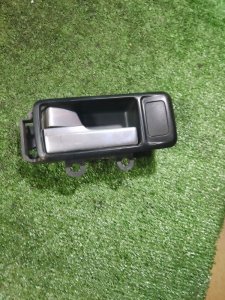 Ручка двери внутренняя Ford Focus 2010 2