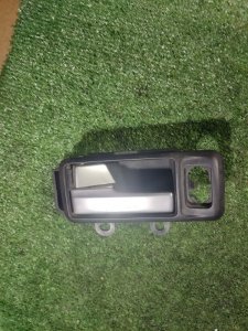 Ручка двери внутренняя Ford Focus 2010 2