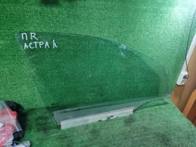 Стекло переднее правое Opel Astra H