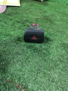 Кнопка аварийной сигнализации LADA Kalina