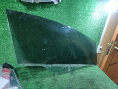 Стекло переднее правое Citroen C4