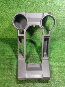 Накладка консоли кпп Land Rover Discovery 2006 3