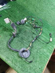 Проводка двери Land Rover Discovery 2006 3