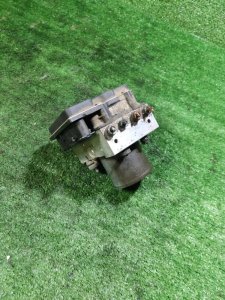 Блок ABS Land Rover Discovery 2006 3